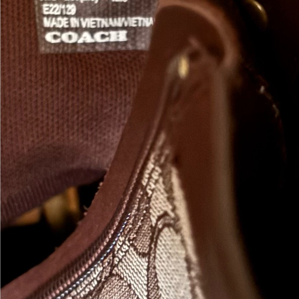 Coach Brown Leather Men's Boots with Signature Pattern - Picture 4 of 5